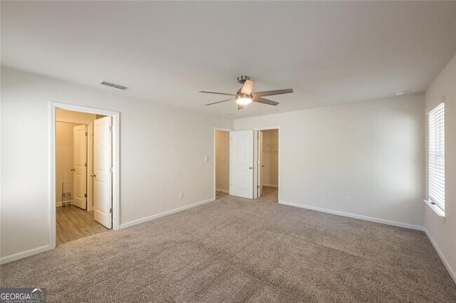 Building Photo - 345 Timberland Ave
