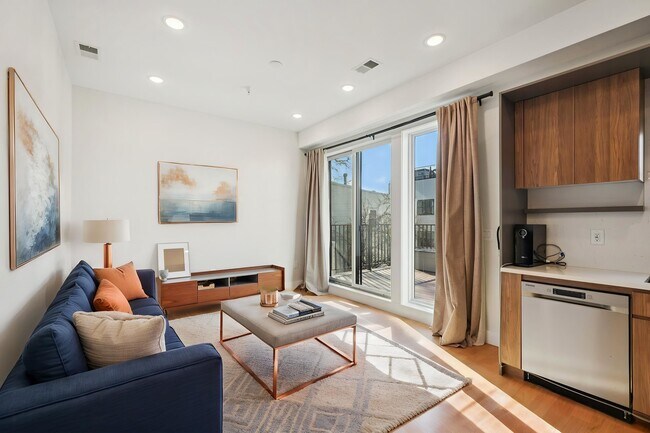 Building Photo - 431 Palisade Ave