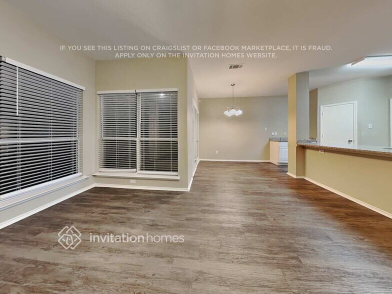 Building Photo - 6717 Flamewood Dr