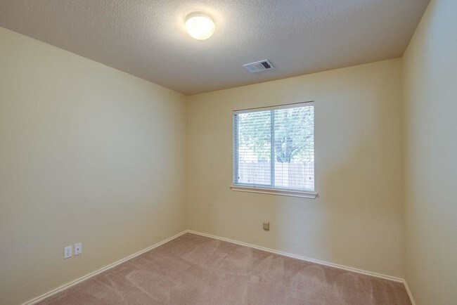 Building Photo - 11308 Los Comancheros Rd