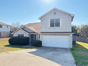 Building Photo - 1913 Overland Dr