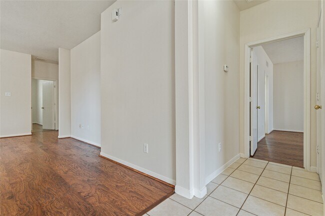 Building Photo - 7814 Yaupon Ranch Ct