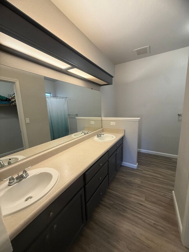 Building Photo - Coming Soon