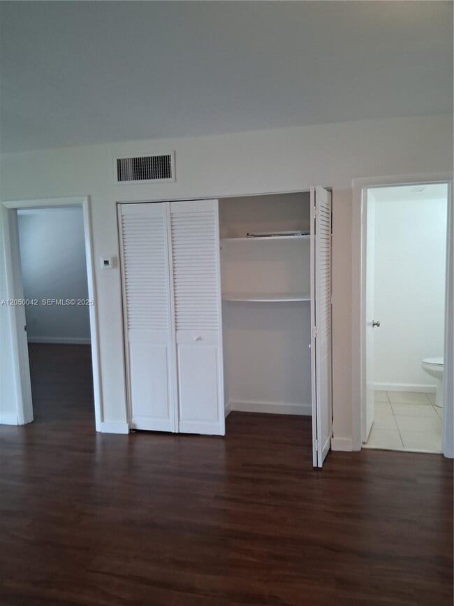 Building Photo - 8315 SW 72nd Ave
