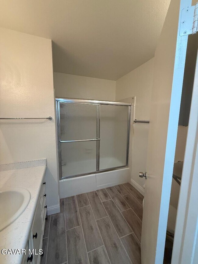 Building Photo - 45303 Lorimer Ave