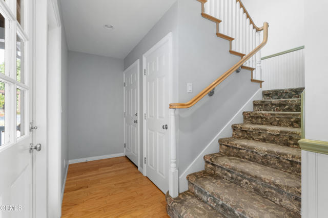 Building Photo - 2102 Buena Vista Dr