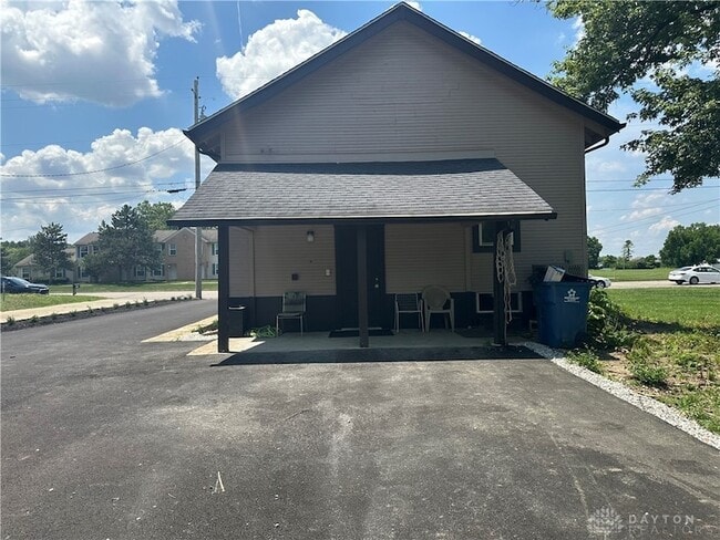 Building Photo - 2520 Harshman Rd