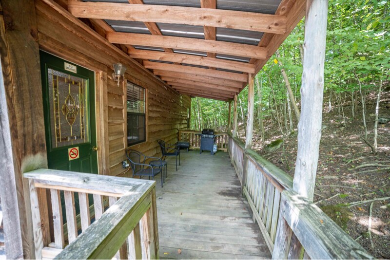 Building Photo - 496 Pearl Ln