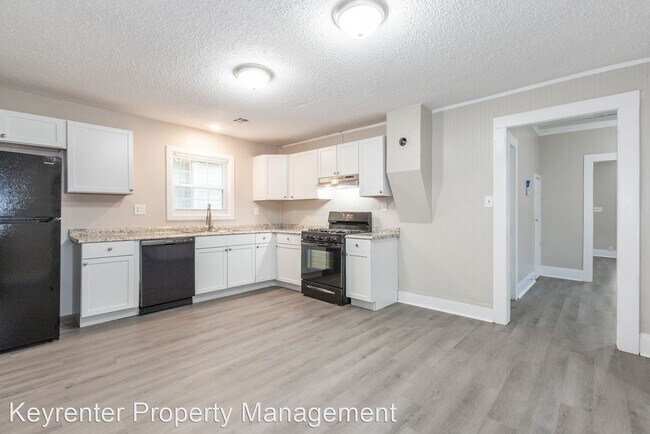 Building Photo - 3 br, 1 bath House - 443 S 53rd West Ave