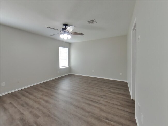 Building Photo - 4538 Newhope Terrace Ln