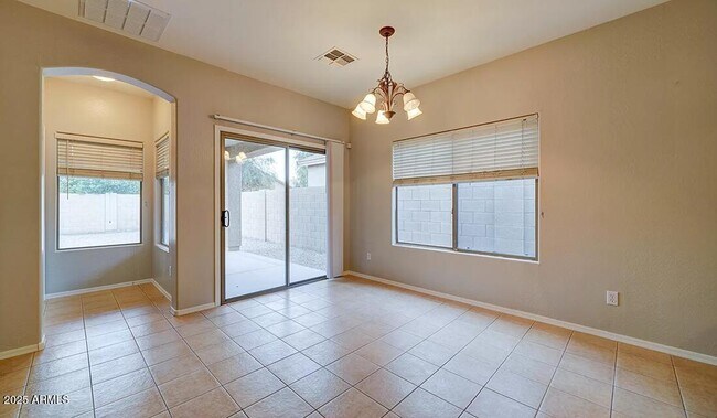 Building Photo - 44811 Paraiso Ln
