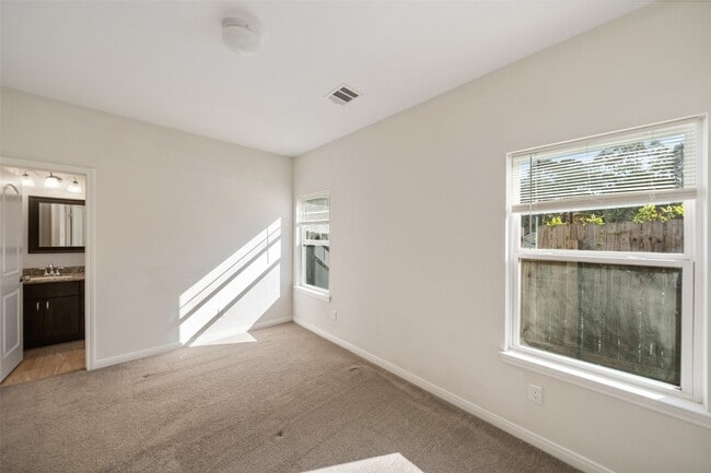 Building Photo - 16721 Stonefield St