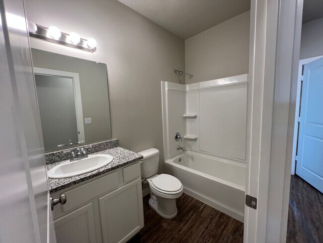 Building Photo - Stylish and Modern 3-Bedroom Duplex for Re...