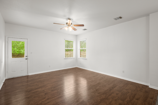 Building Photo - 1300 Estival Dr