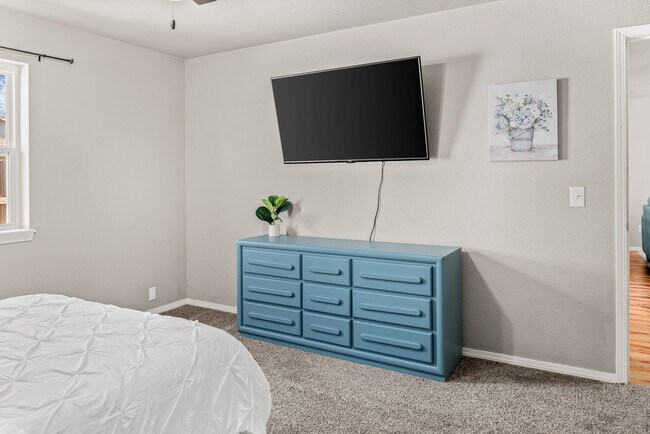 Building Photo - Unfurnished 2/1 Duplex in Rogers