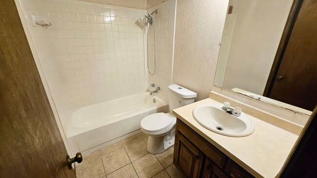 Building Photo - Two Story, Three Bedroom