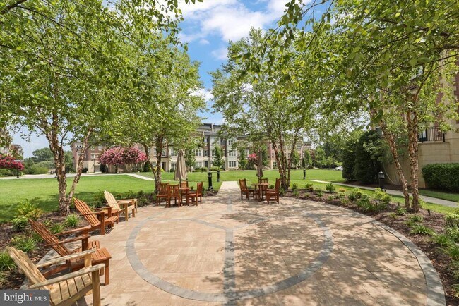 Building Photo - 501 Triggerfish Dr