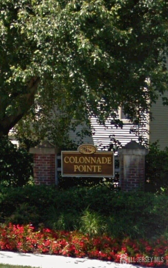 Building Photo - 110 Biscayne Ct