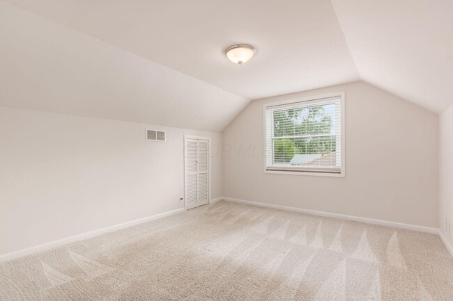 Building Photo - 336 E Weisheimer Rd