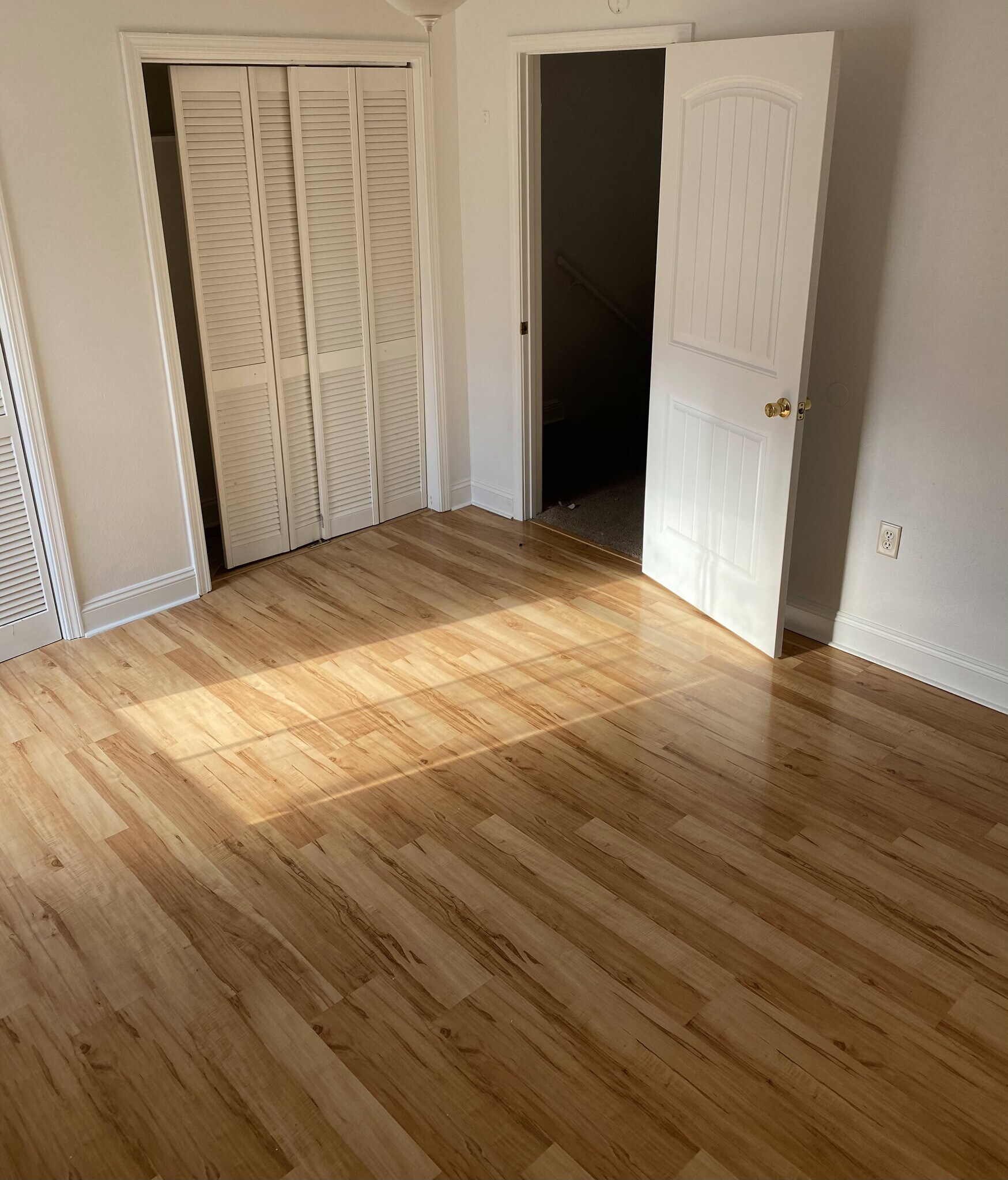 Building Photo - 1738 Port Dr