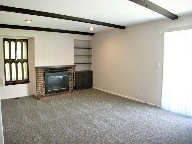 Building Photo - 1514 Shepard Cir