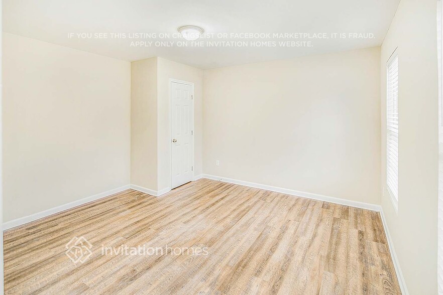 Building Photo - 7029 Honey Tree Ln