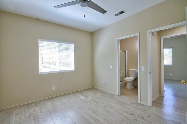 Master Bedroom - 26426 Arboretum Way
