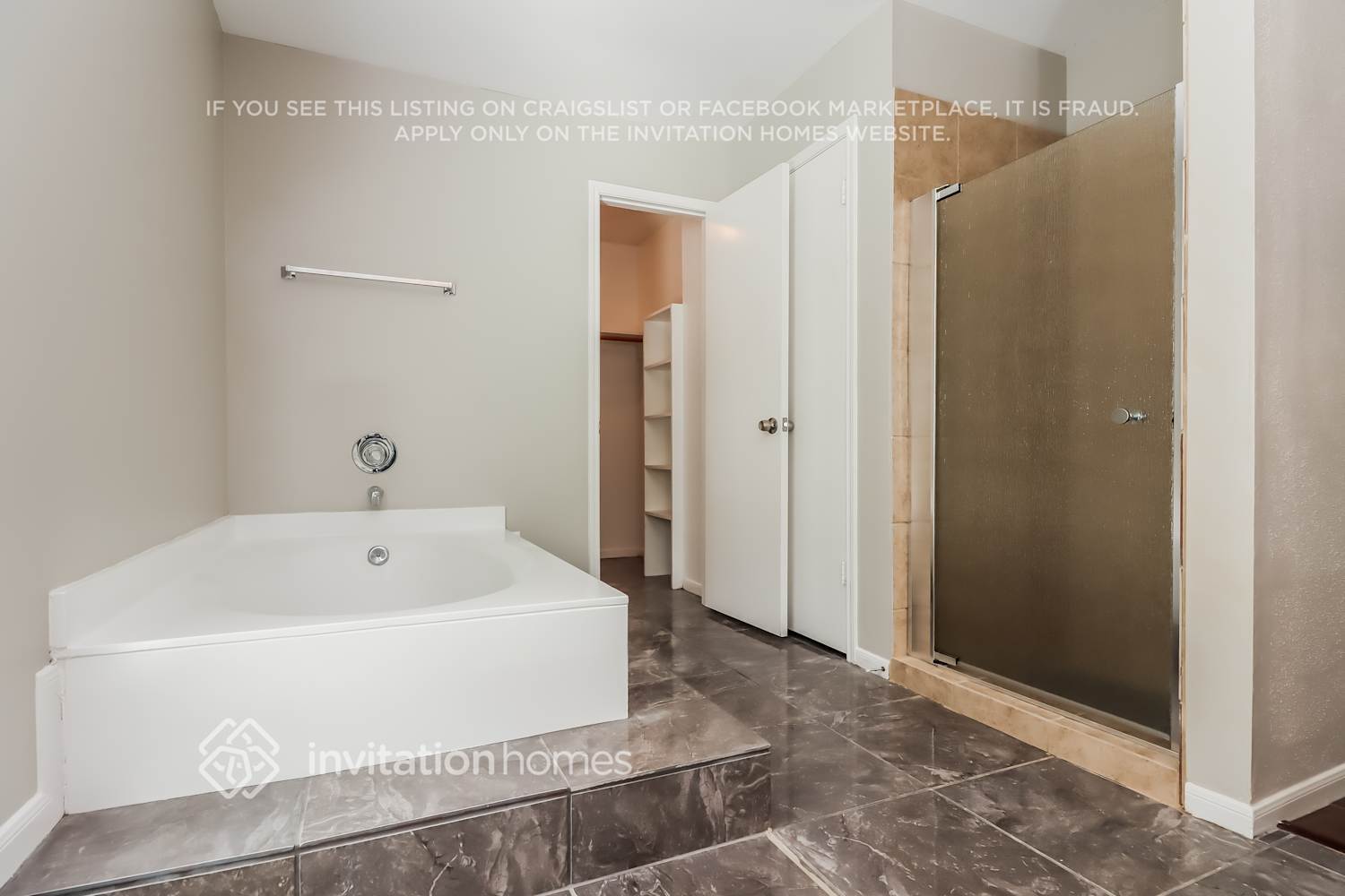 Building Photo - 9327 Bayou Bluff Dr