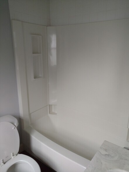 Building Photo - 134 N Orchard St