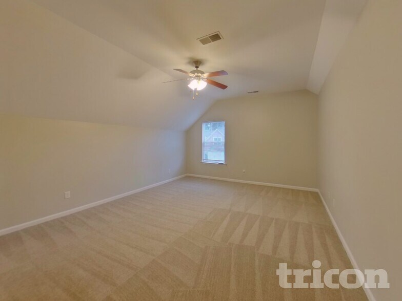 Building Photo - 1444 Bern Dr