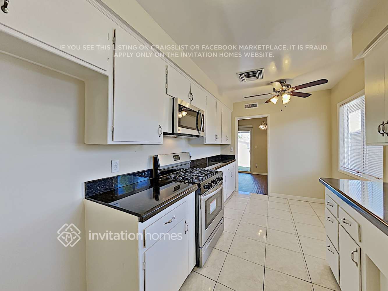 Building Photo - 9256 Swinton Ave