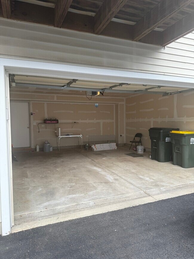 Building Photo - 206 Terra Firma Ln