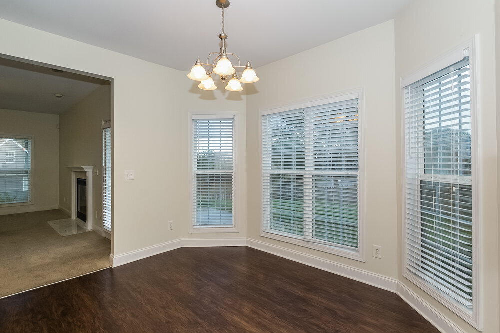 Building Photo - 122 The Blvd