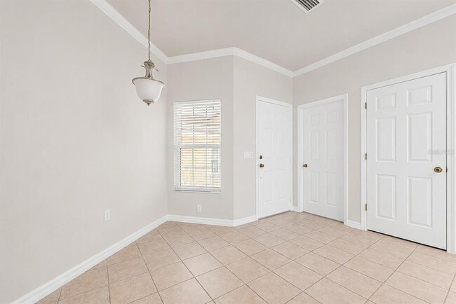 Building Photo - 1125 NW 120th Way