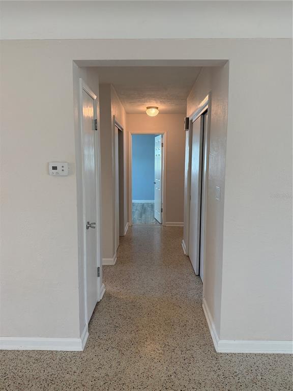 Building Photo - 2100 E Vina Del Mar Blvd