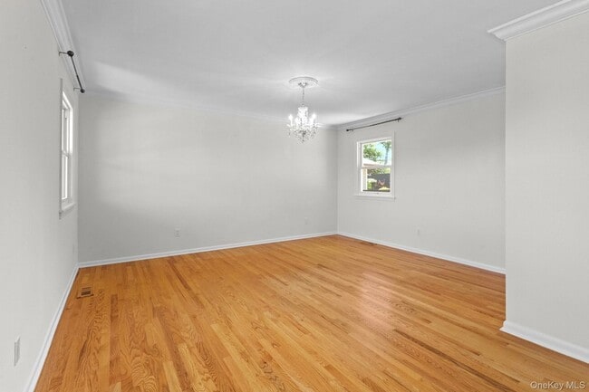 Building Photo - 46 Sylvan Rd