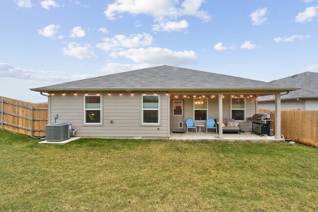 Building Photo - 6012 Xene Dr