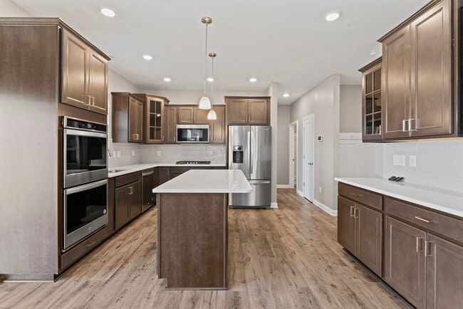 Building Photo - Fenced Yard, Zionsville Schools, Pet Friendly