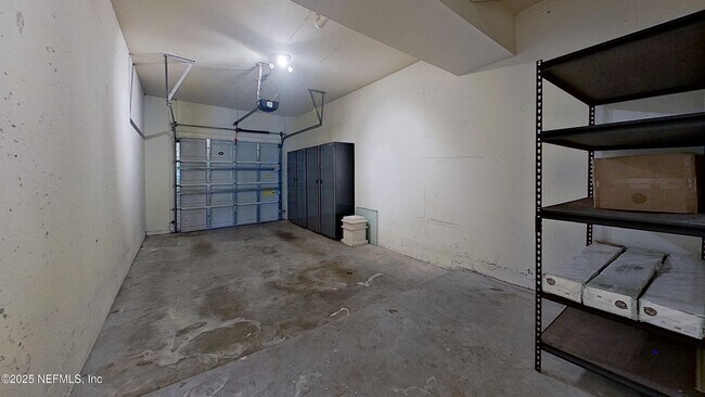 Building Photo - 440 S Villa San Marco Dr