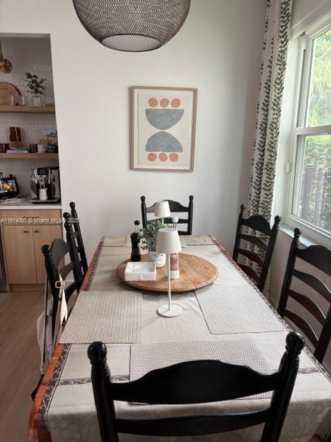 Building Photo - 159 Oakwood Ln