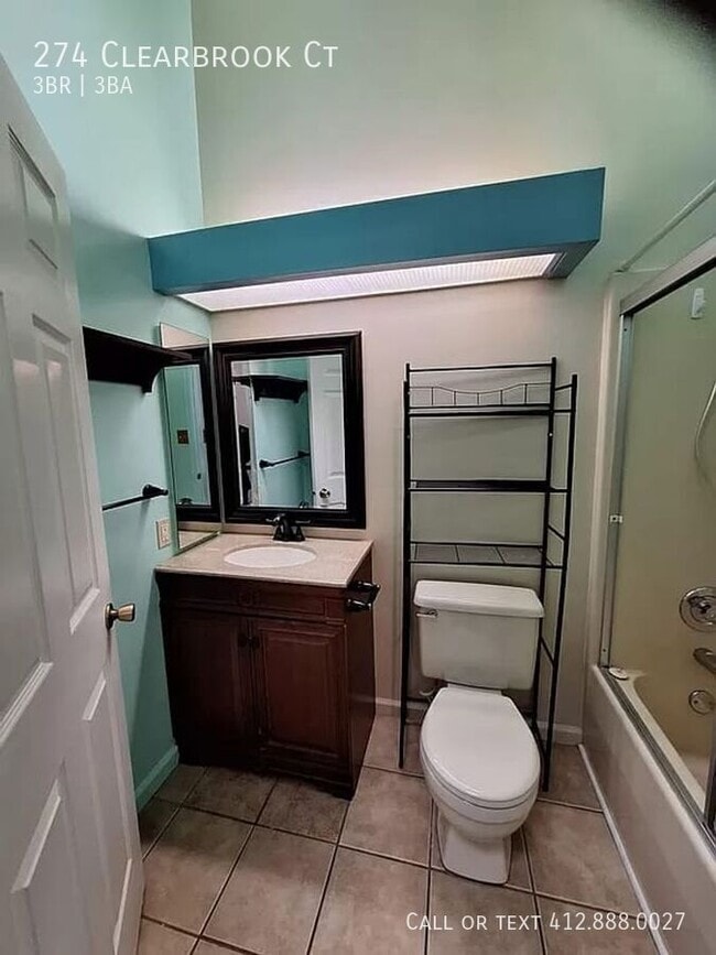 Building Photo - 274 Clearbrook Ct