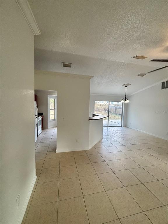 Building Photo - 2825 SW 140th Ct