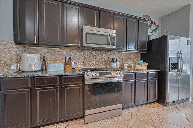 Building Photo - 6142 Harmony Park Lane