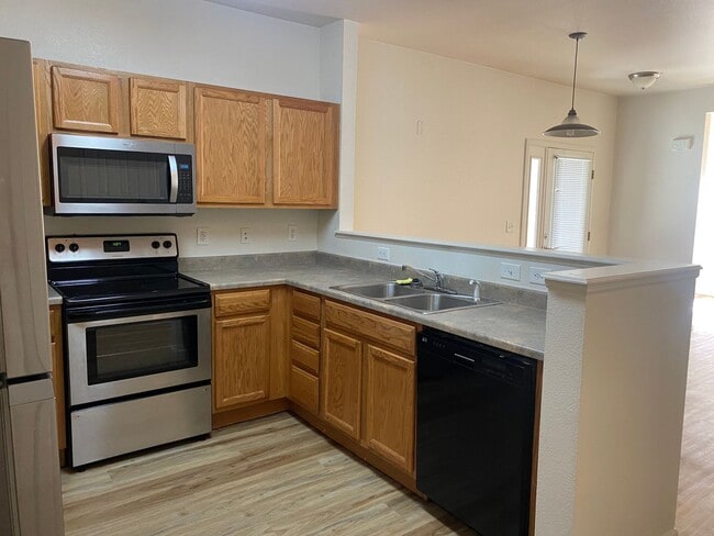 Building Photo - 2541 S Bahama Cir