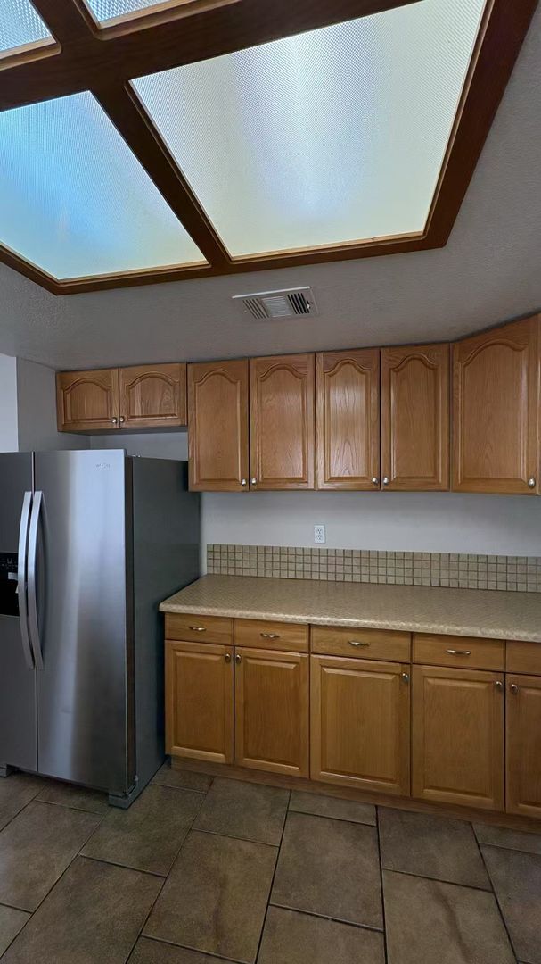 Building Photo - 9828 Dardanelle Ct