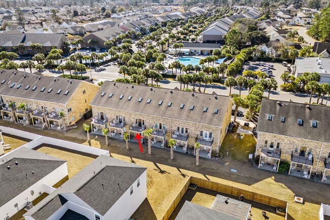 Building Photo - All Inclusive Seasonal Rental Available NO...