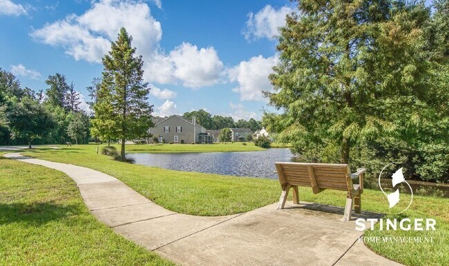 Building Photo - 98 Shadow Moss Dr