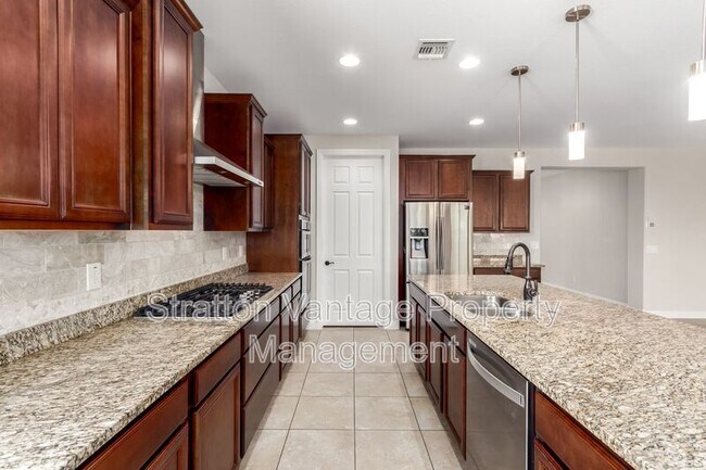 Building Photo - 5575 Cinder Brk Wy