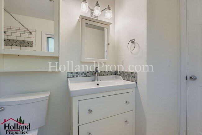 Building Photo - Bright, Modern, and Ready to Welcome You H...