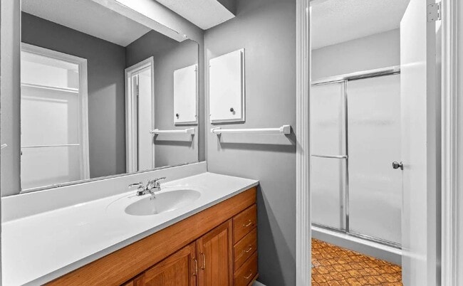 Building Photo - 16107 W 141st Terrace